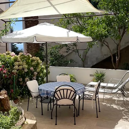 Luxury Bili Apartman Podgora